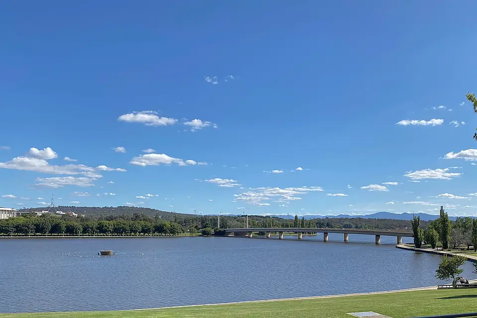 AUS Canberra, Central, Lake Burley Griffin 003