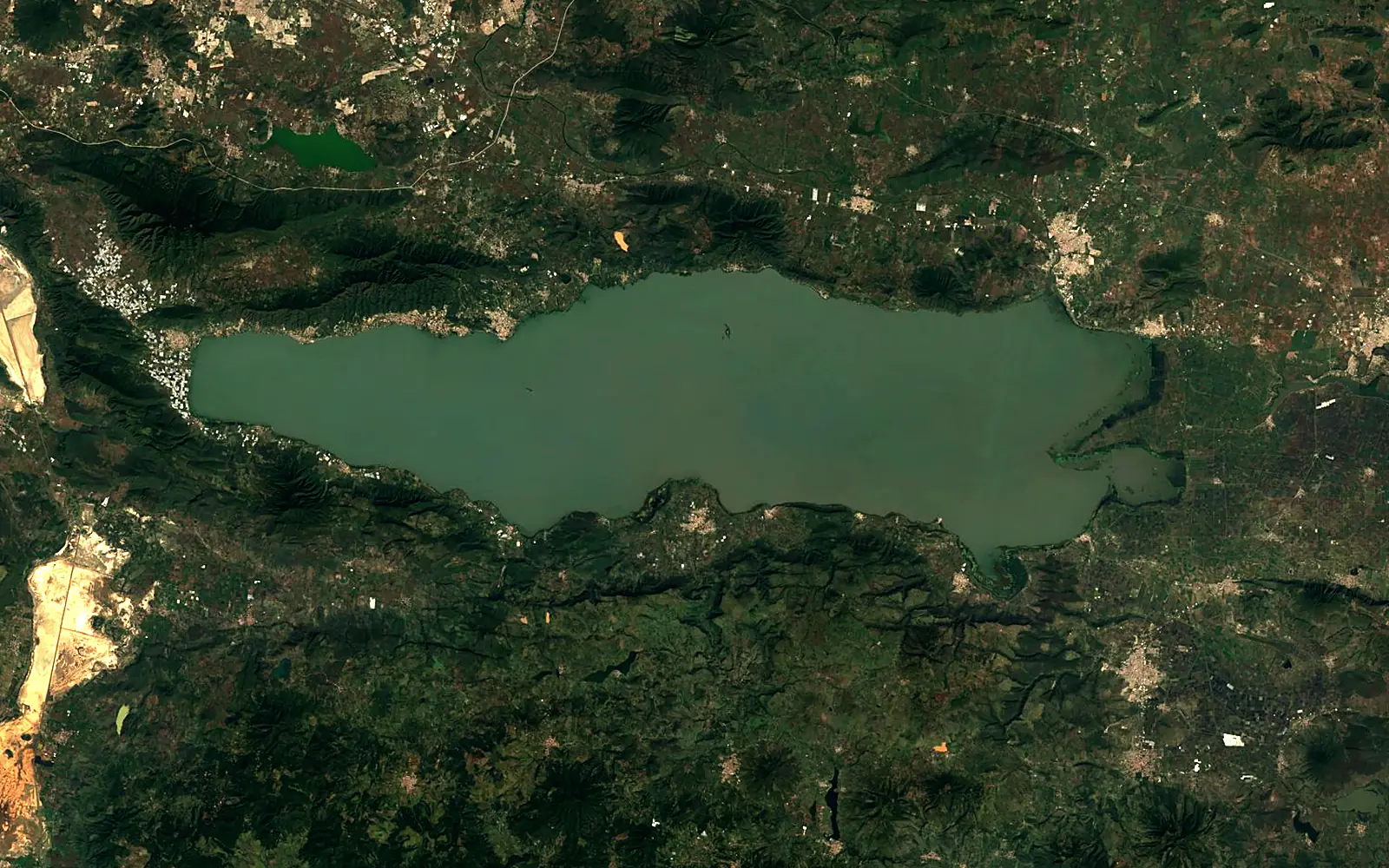 Lake Chapala seen from space (Sentinel-2)