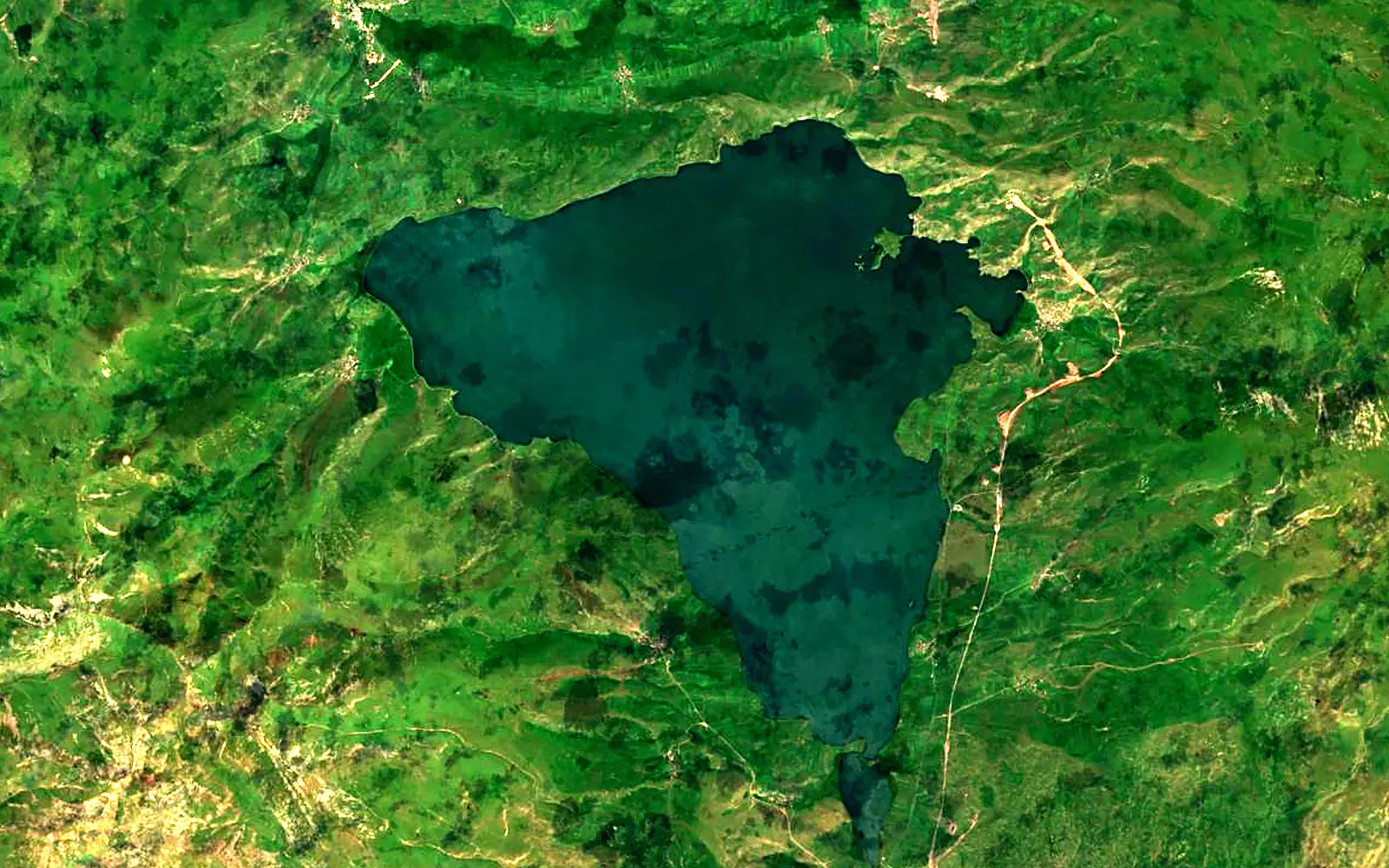 Lake Çıldır seen from space (Sentinel-2)