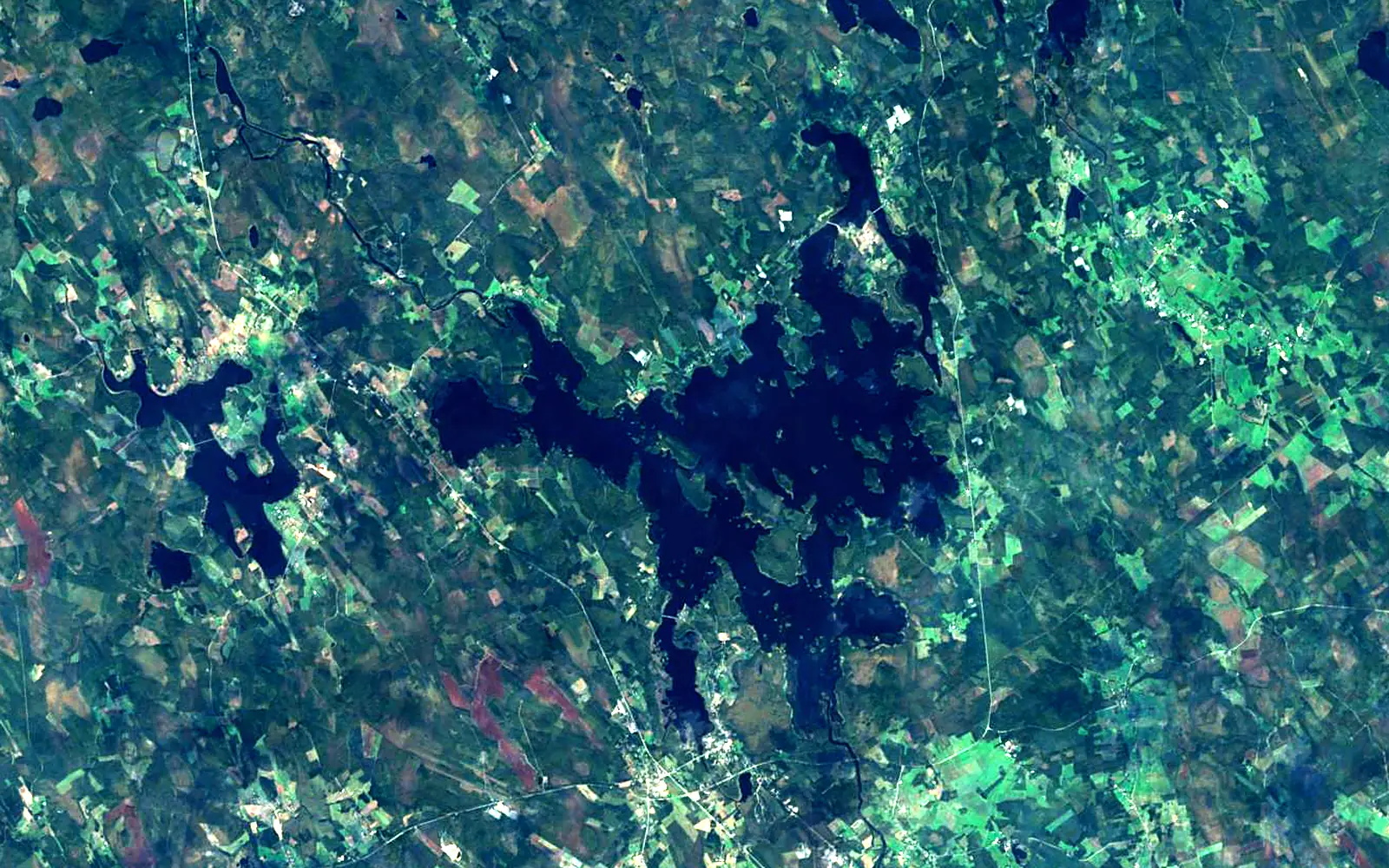 Lake Evijärvi seen from space (Sentinel-2)