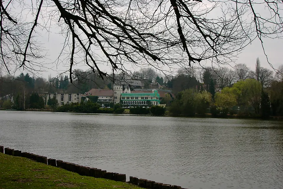 Lac de Genval -Belgique - panoramio