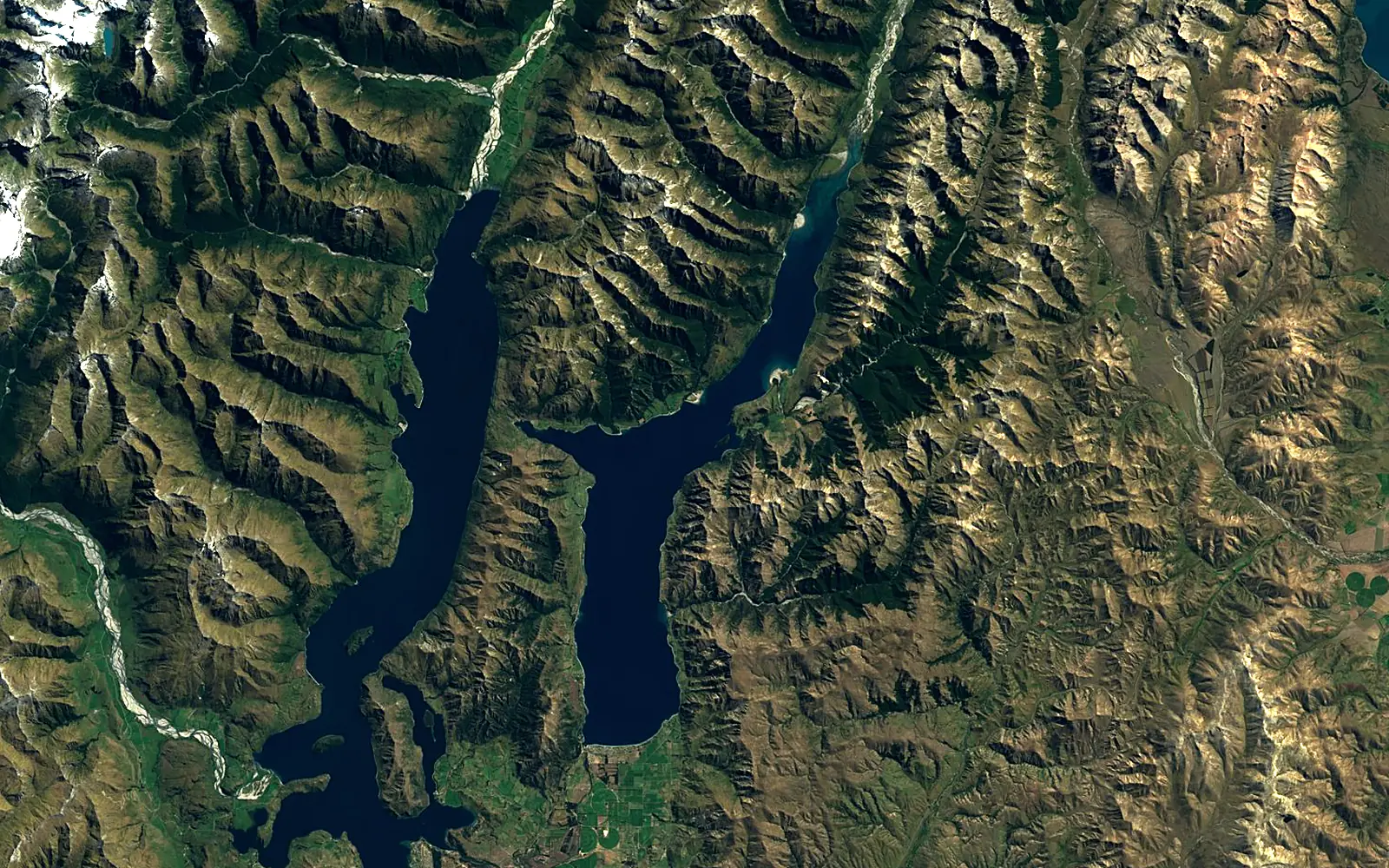 Lake Hāwea seen from space (Sentinel-2)