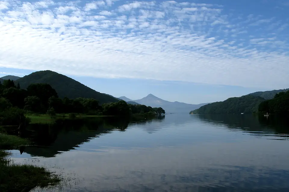 Lake Hibara-ko2
