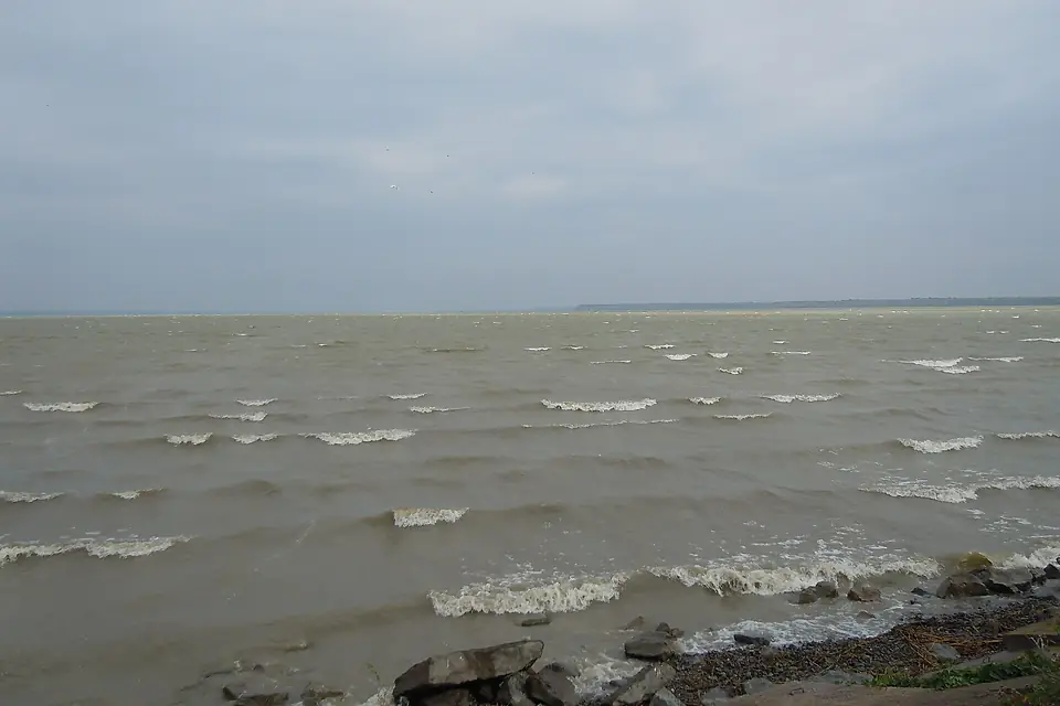 Lake Yalpuh 01