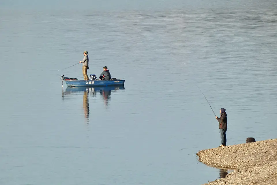 Fishermen in Lake Iruka - 1