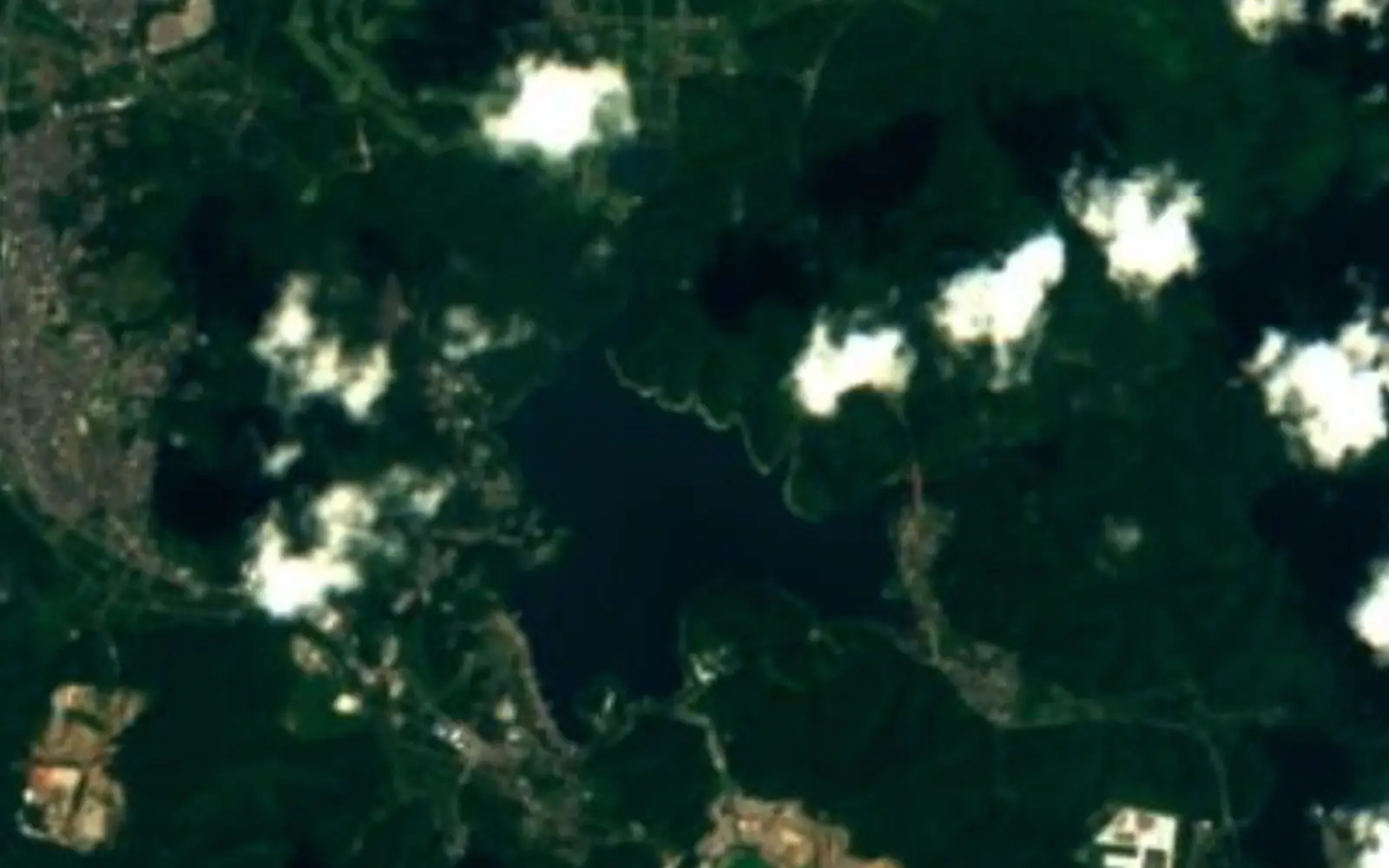 Lake Iruka seen from space (Sentinel-2)