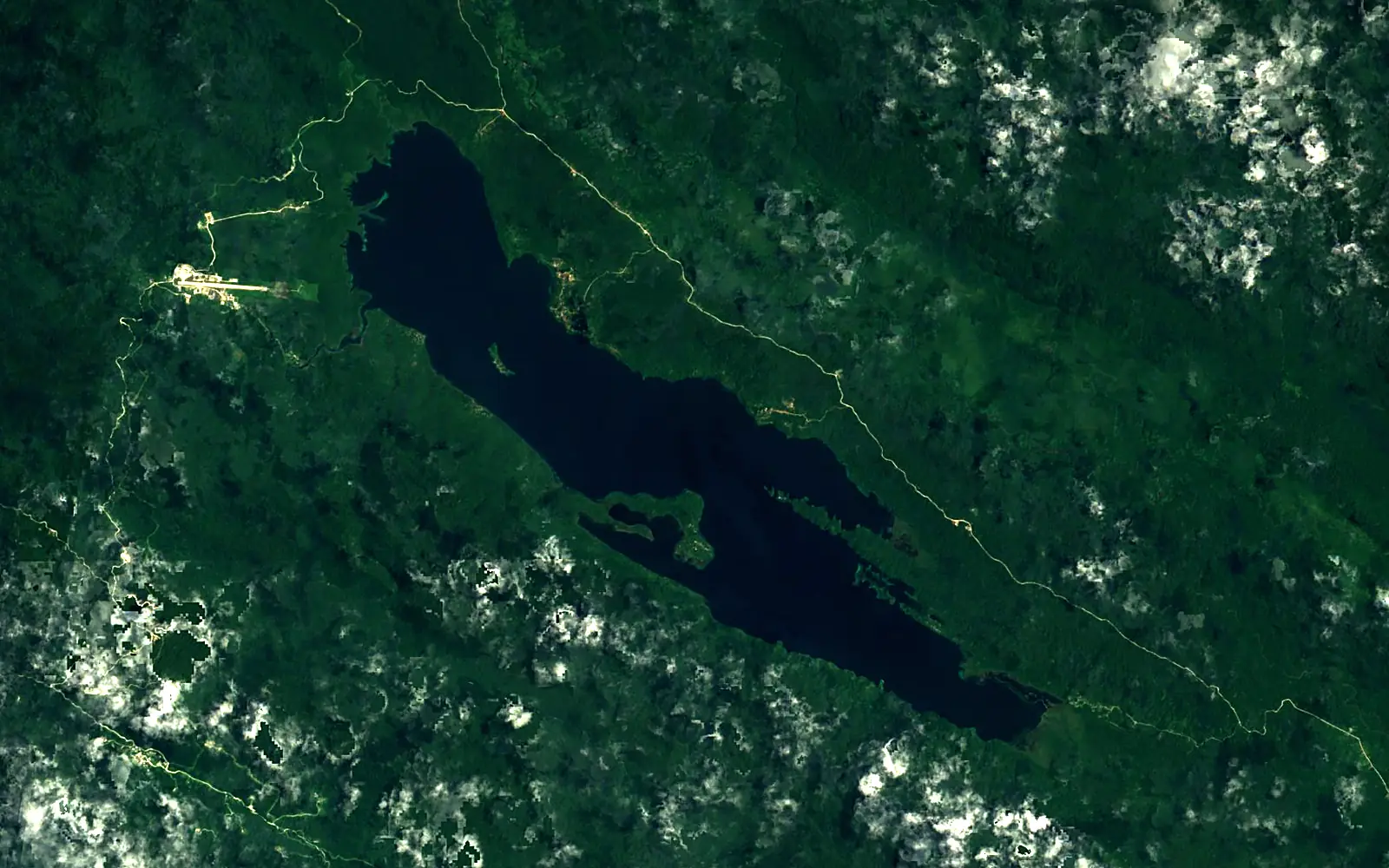 Lake Kutubu seen from space (Sentinel-2)