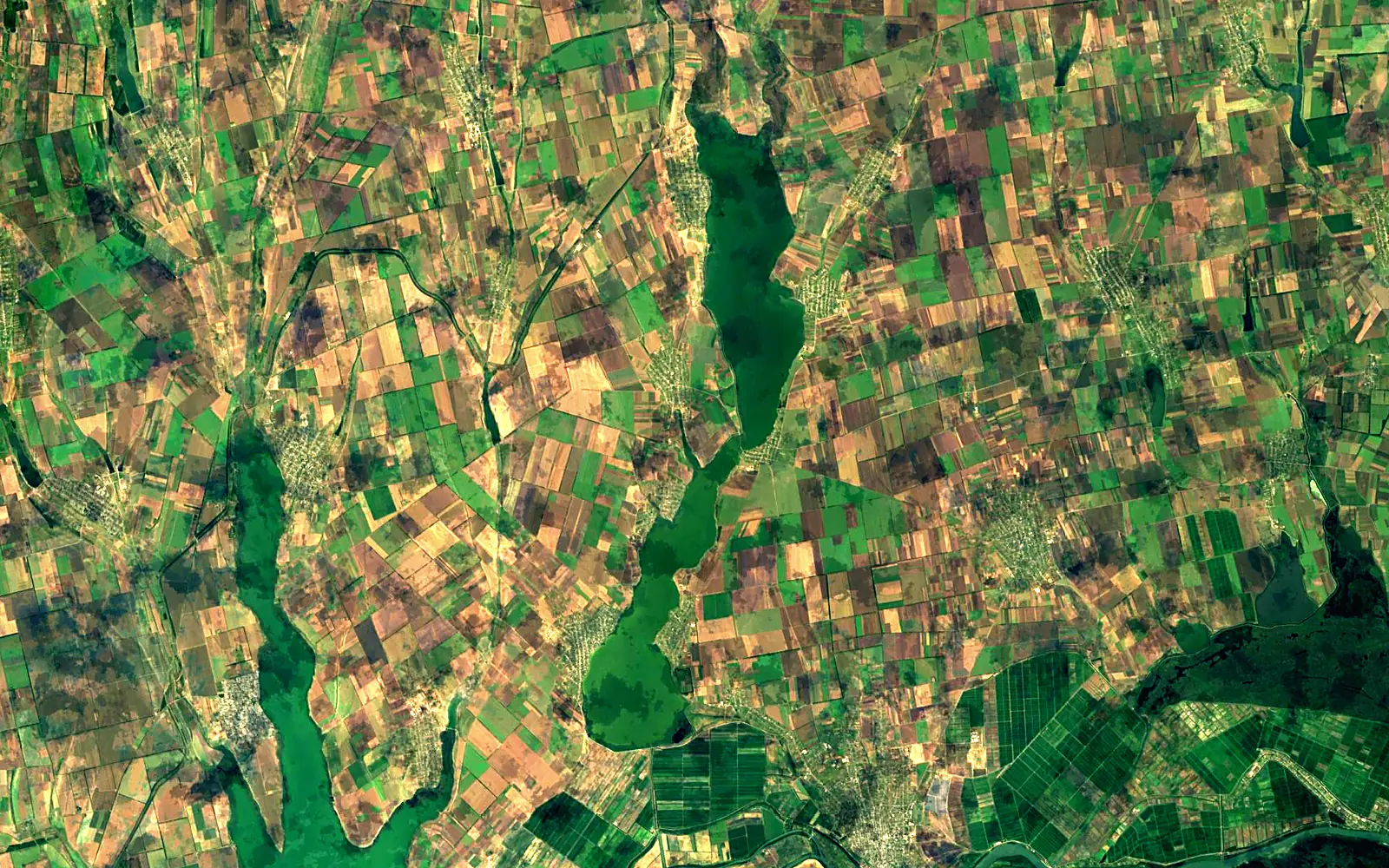 Lake Kytai seen from space (Sentinel-2)