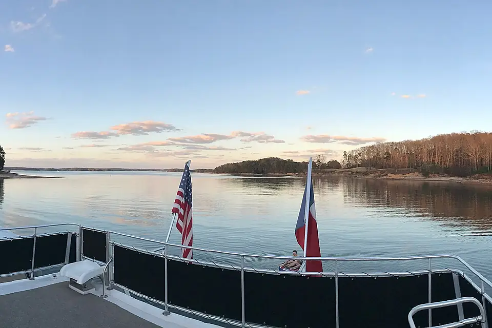 Houseboat on the Lake Sidney Lanier, February 2017