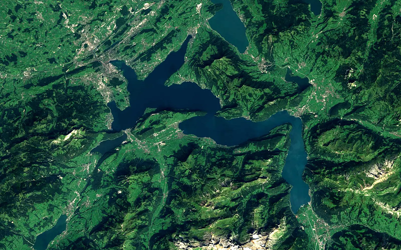 Lake Lucerne seen from space (Sentinel-2)