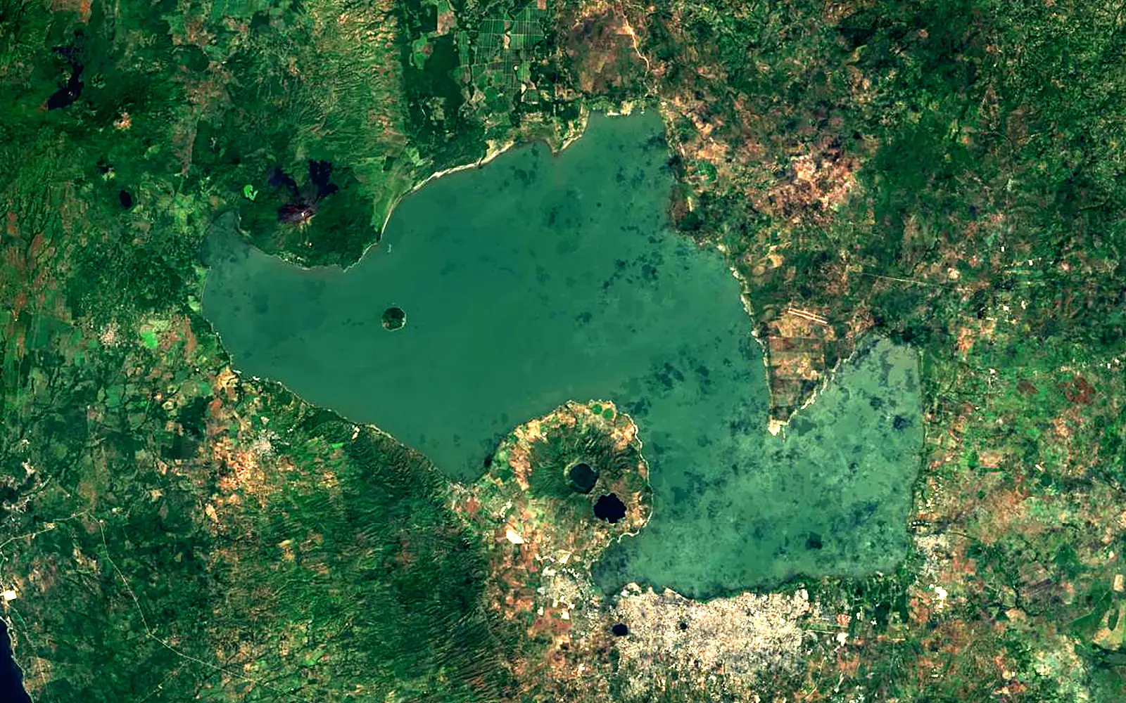 Lake Managua seen from space (Sentinel-2)