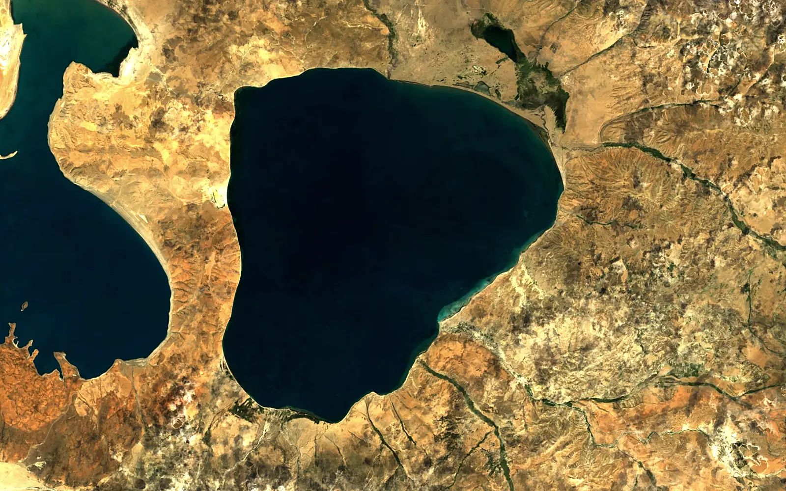 Lake Manasarovar seen from space (Sentinel-2)