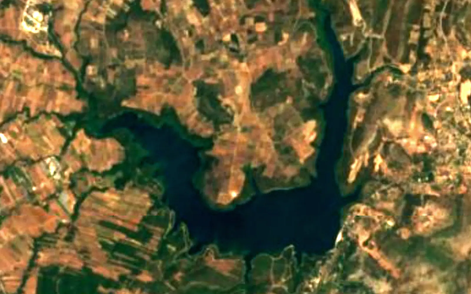 Lake Marathon seen from space (Sentinel-2)
