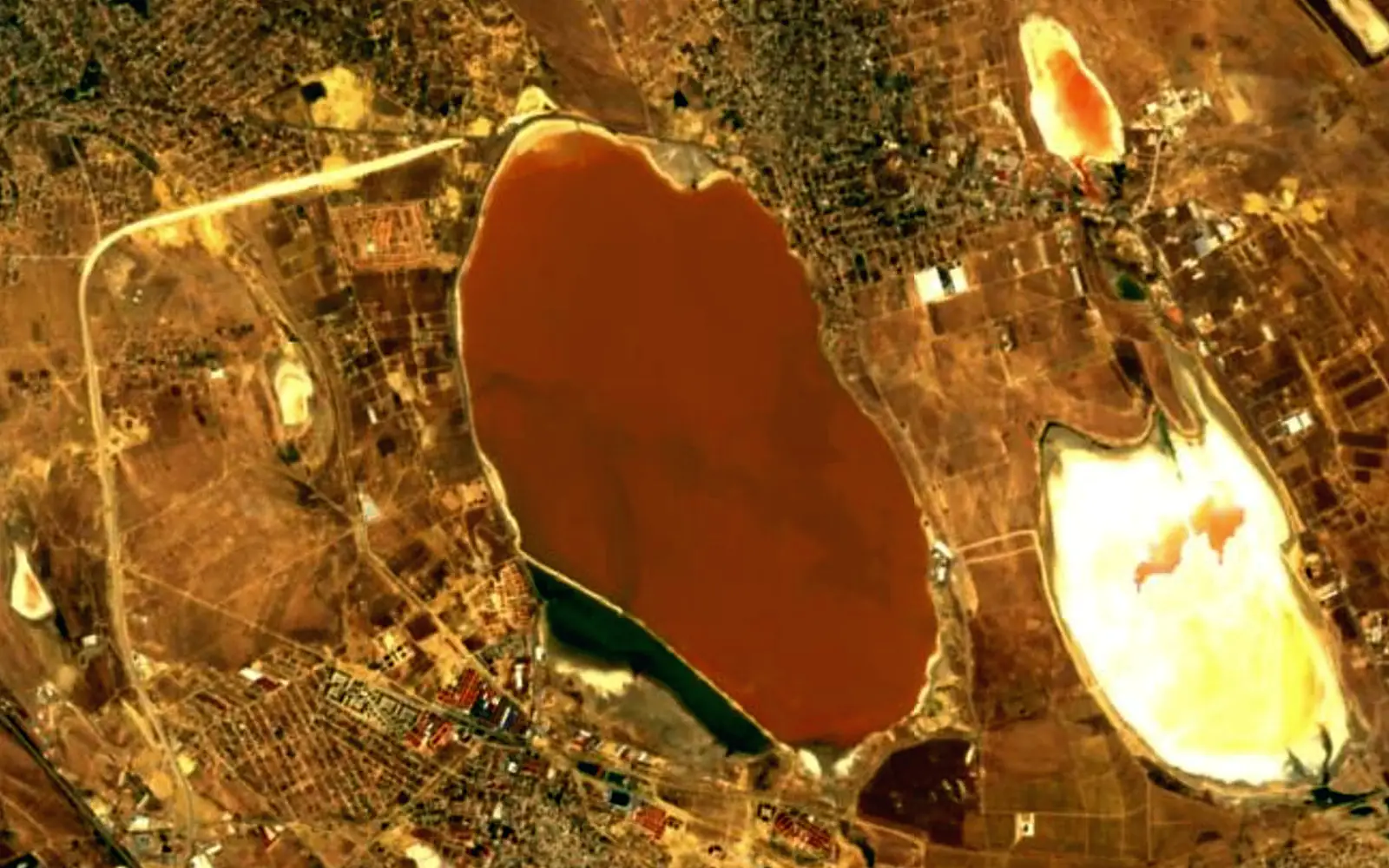 Lake Masazır seen from space (Sentinel-2)