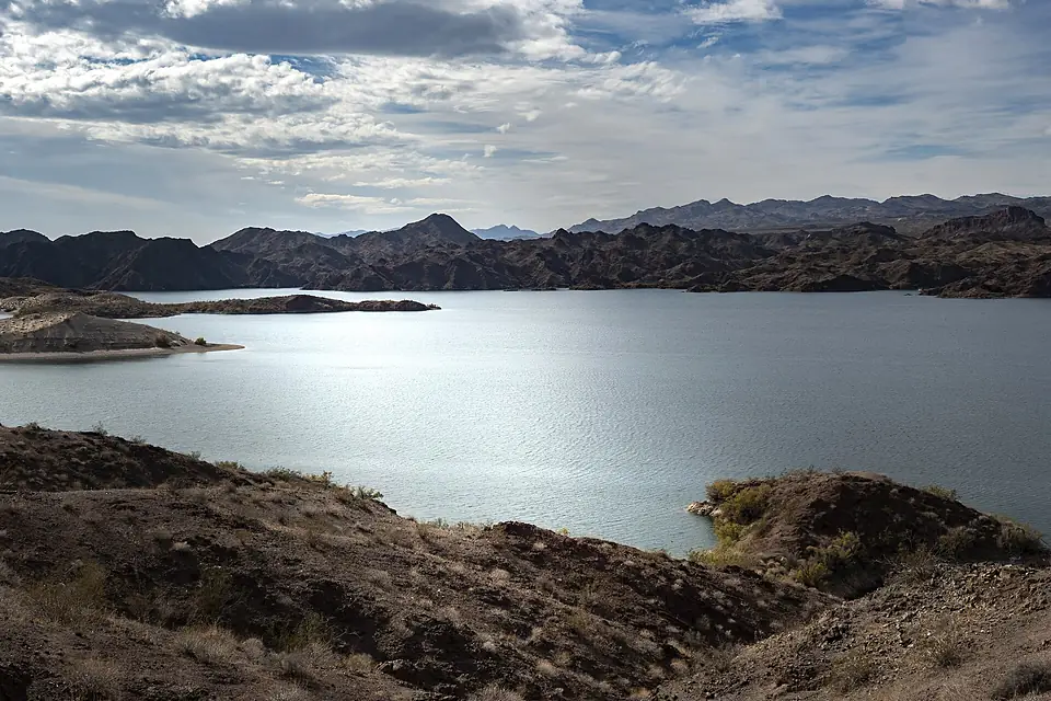 A scenic view from Lake View Trail (1c1bfbb9-4dcc-40ca-a3f5-9998aeef410f)
