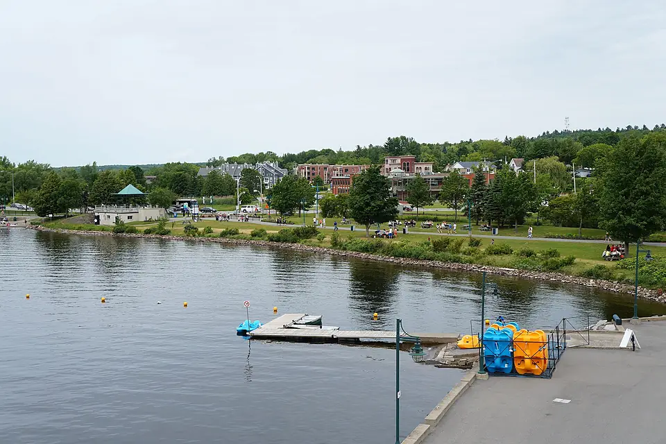 Bord du Lac Memphrémagog - panoramio (2)