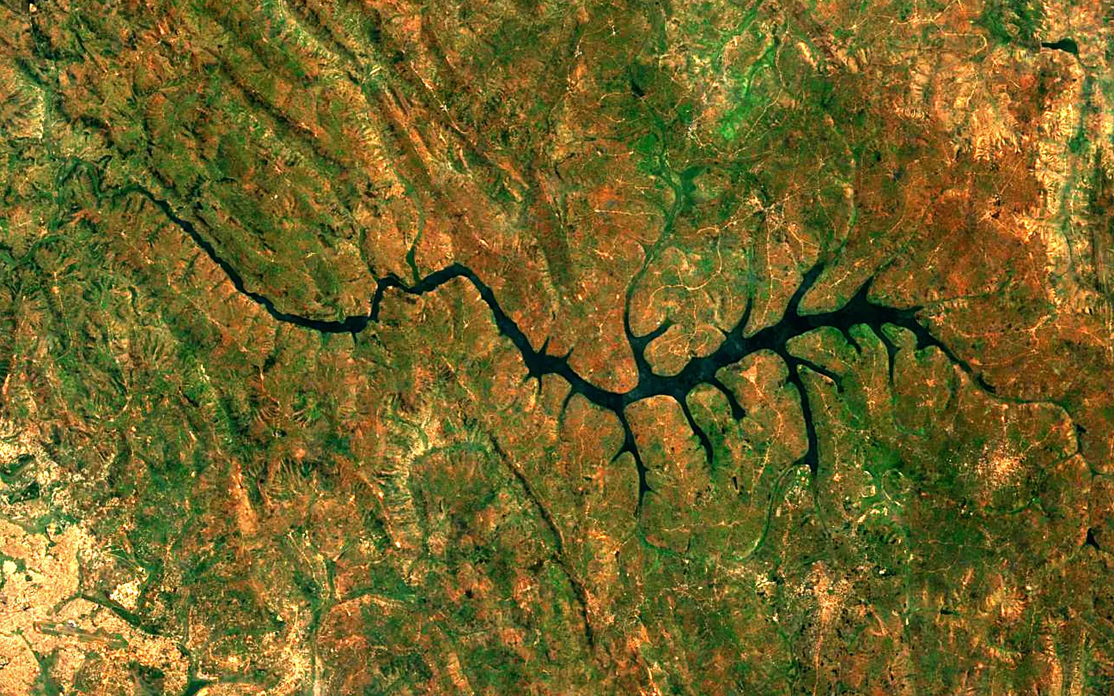 Lake Muhazi seen from space (Sentinel-2)