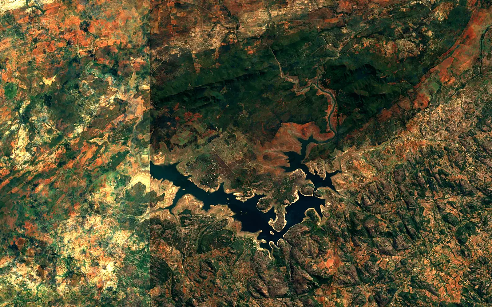 Lake Mutirikwe seen from space (Sentinel-2)