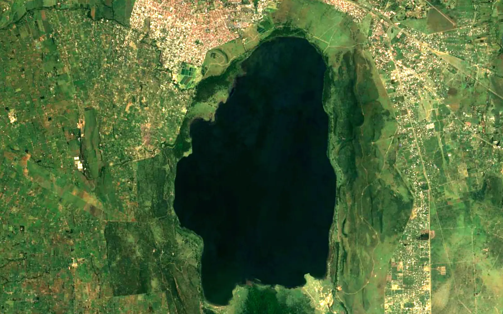 Lake Nakuru seen from space (Sentinel-2)