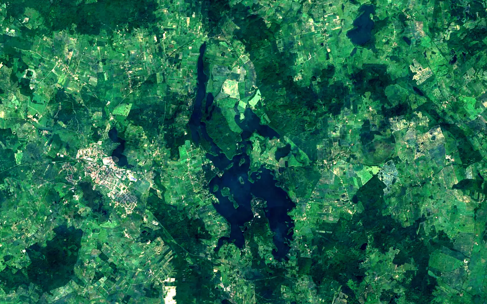 Lake Narie seen from space (Sentinel-2)