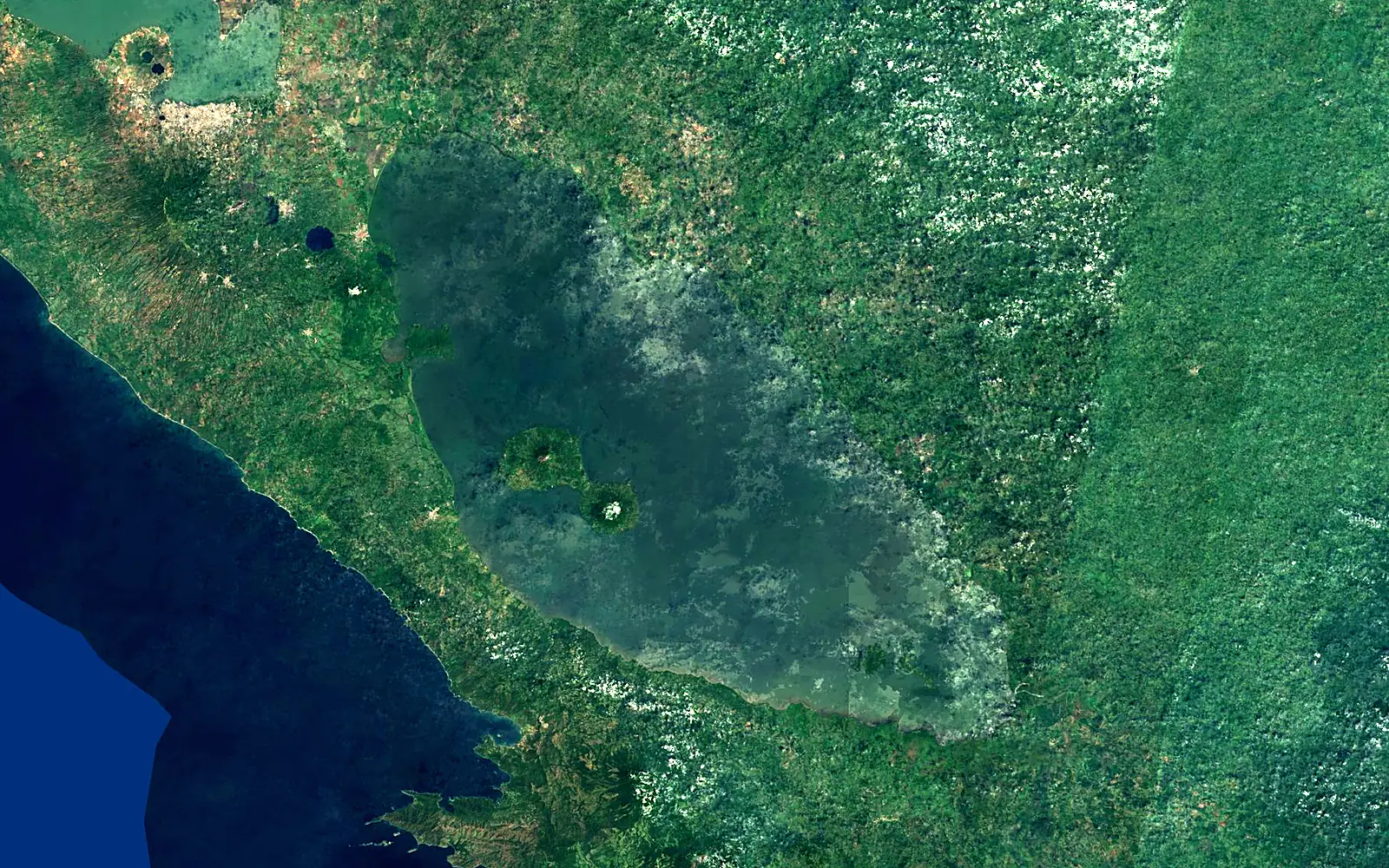 Lake Nicaragua seen from space (Sentinel-2)