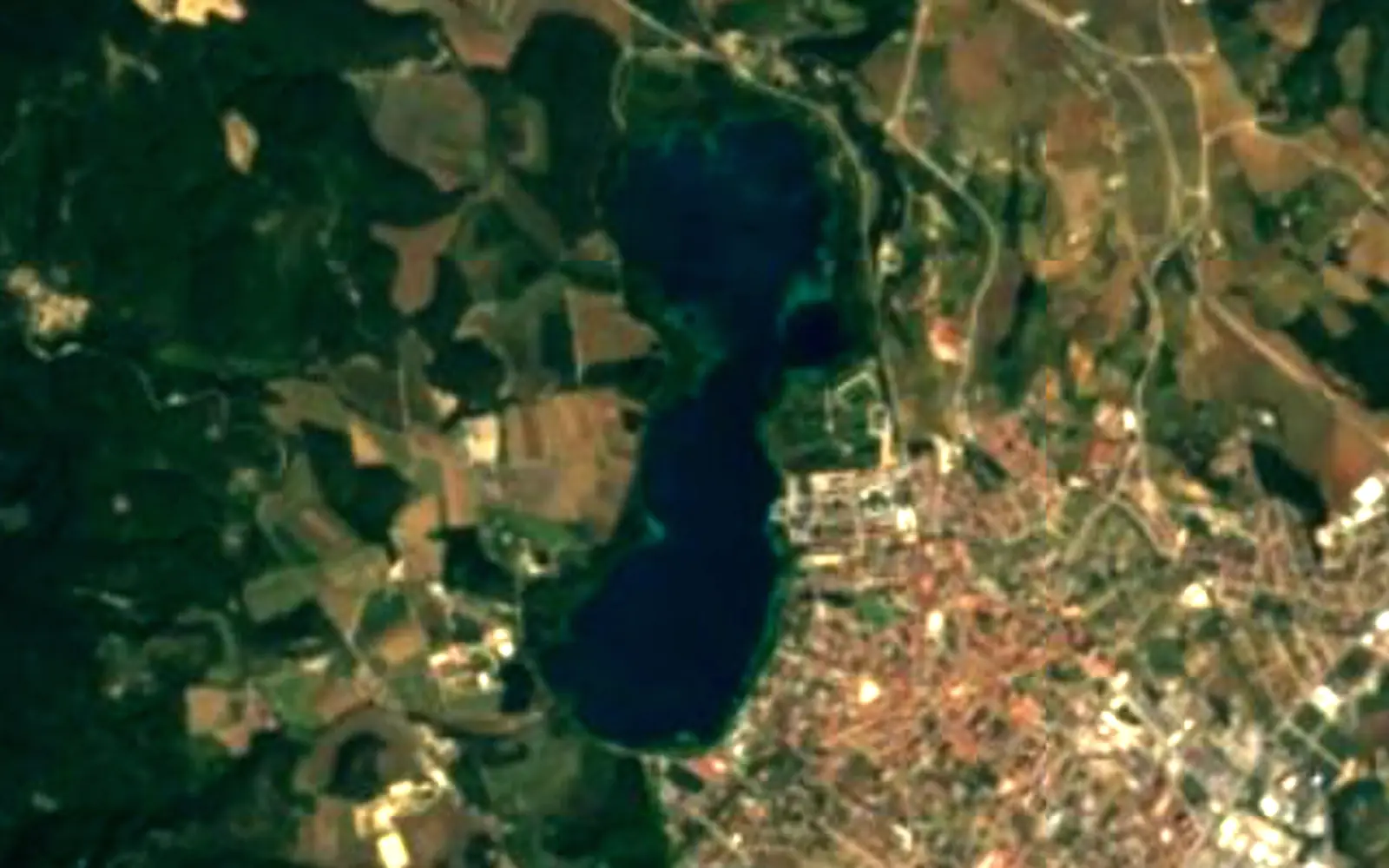 Lake of Banyoles seen from space (Sentinel-2)