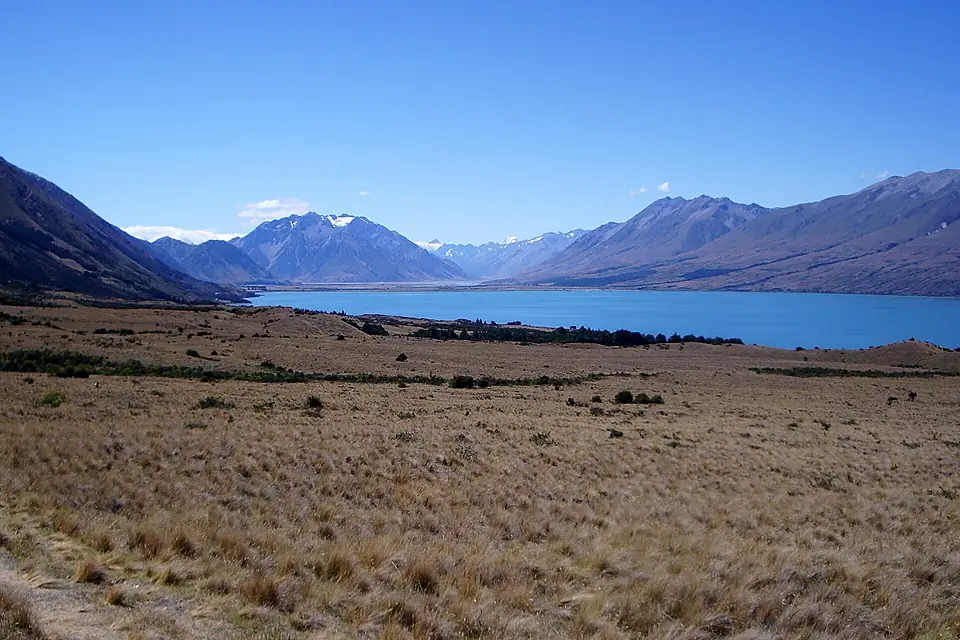 Lake Ohau Scenery in Summer 2008