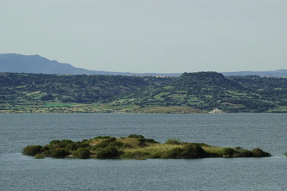 Lago Omodeo 1
