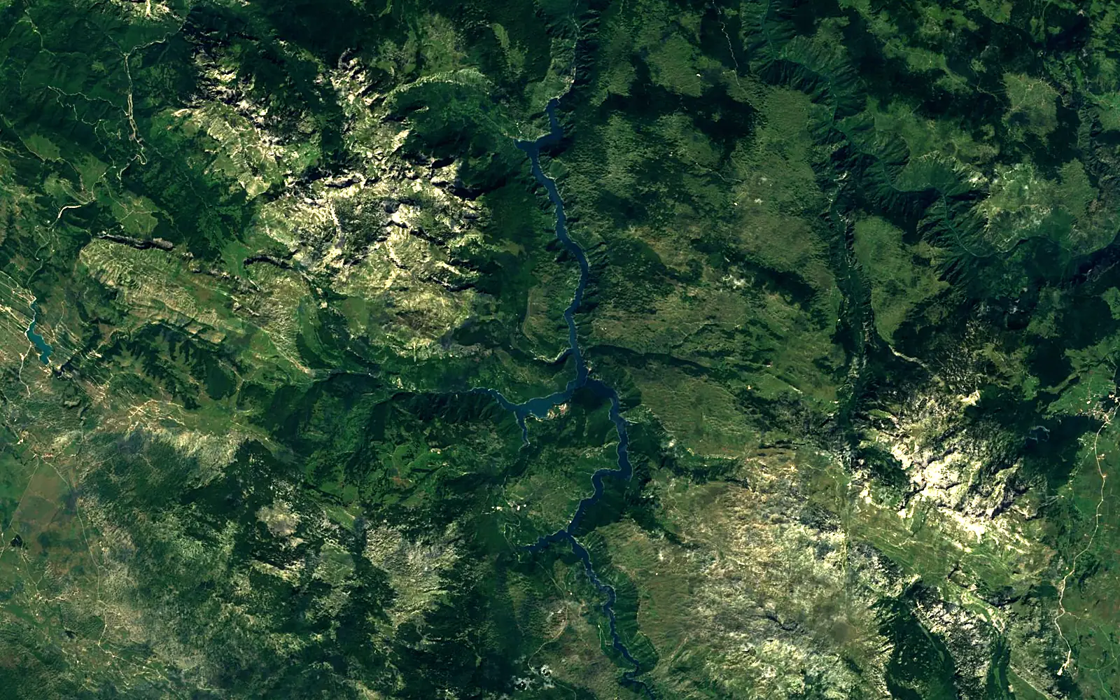 Lake Piva seen from space (Sentinel-2)