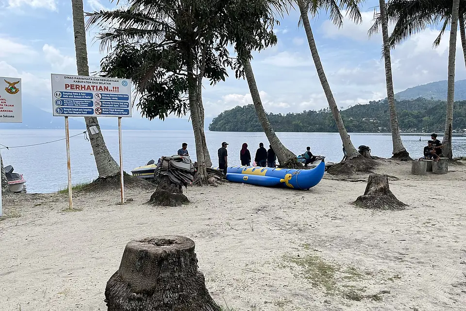 Banana Boat Pantai Bidadari Danau Ranau