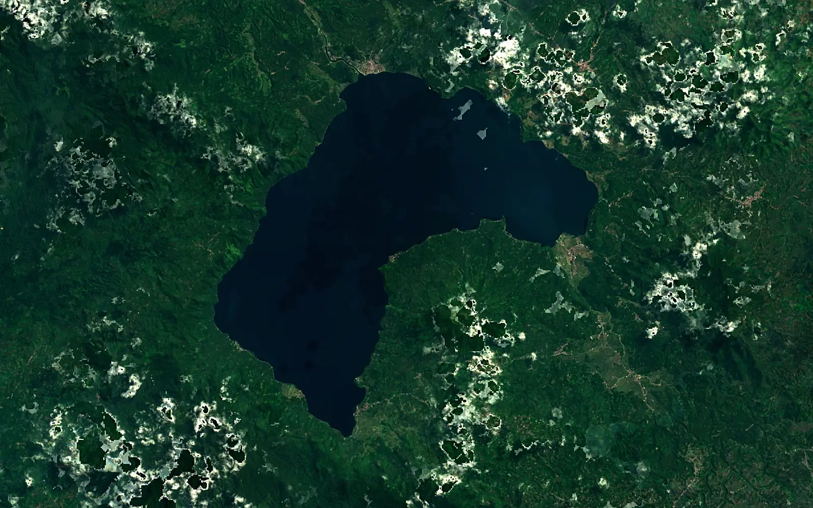 Lake Ranau seen from space (Sentinel-2)