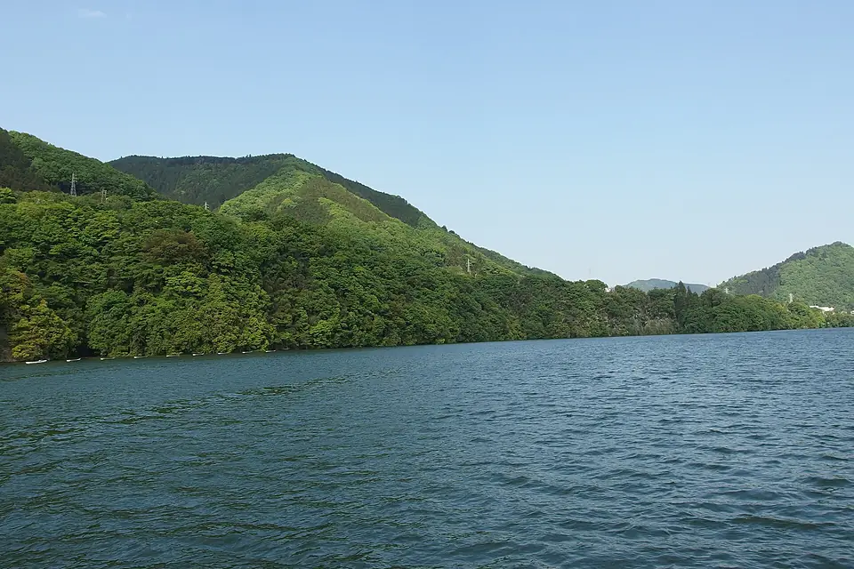 Boat Ride on Lake Sagami @ Sagamiko (13973172429)