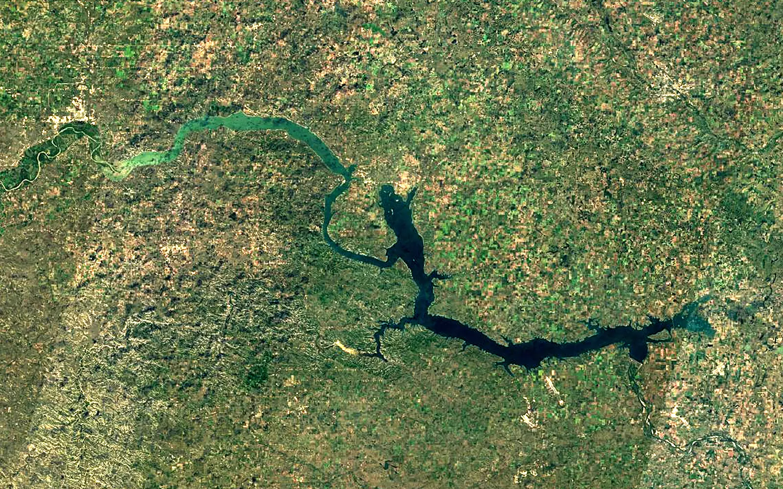 Lake Sakakawea seen from space (Sentinel-2)