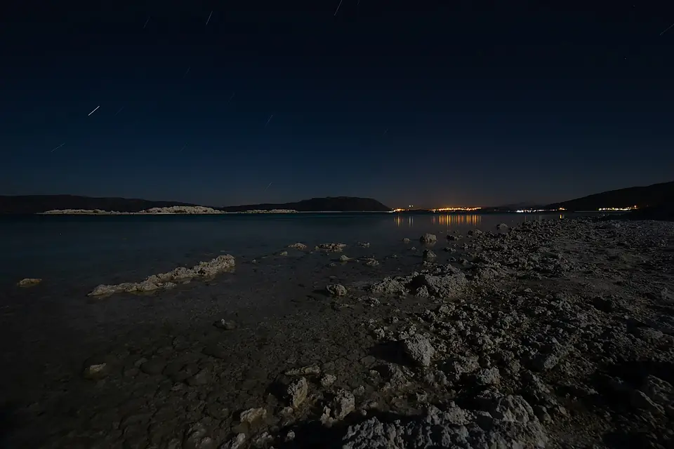 Lake Salda long exposure