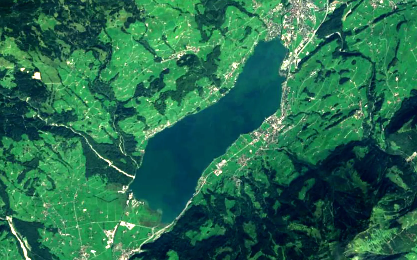 Lake Sarnen seen from space (Sentinel-2)