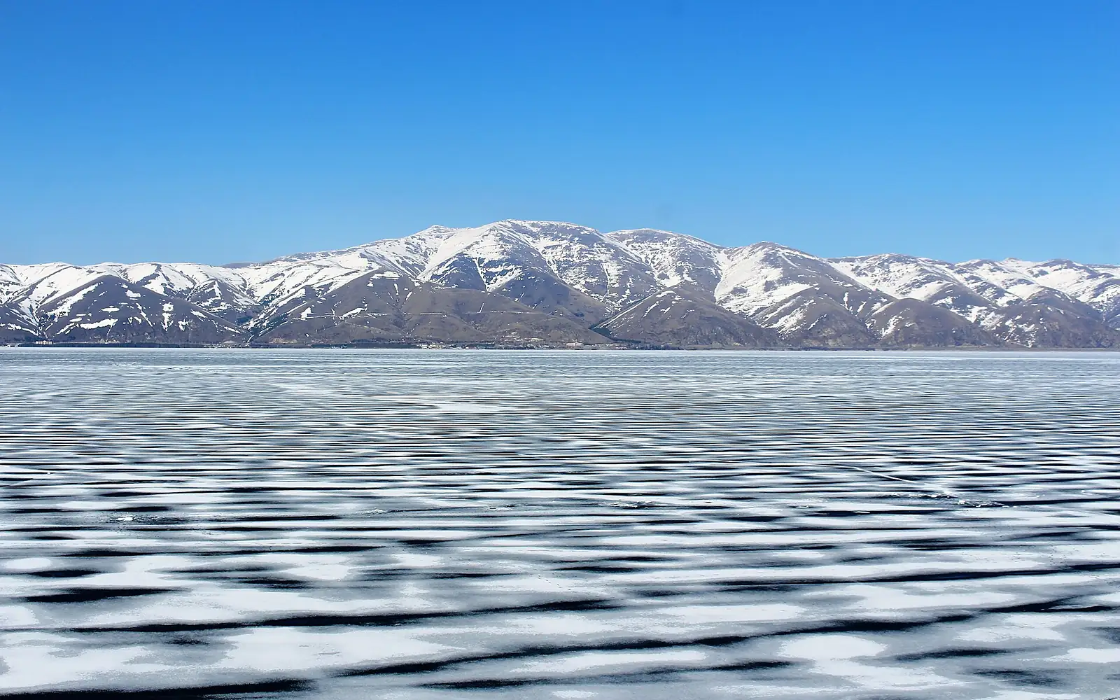 Frozen Lake Sevan, ՎԱՍ