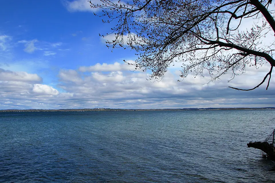 Lake Simcoe (4528943837)