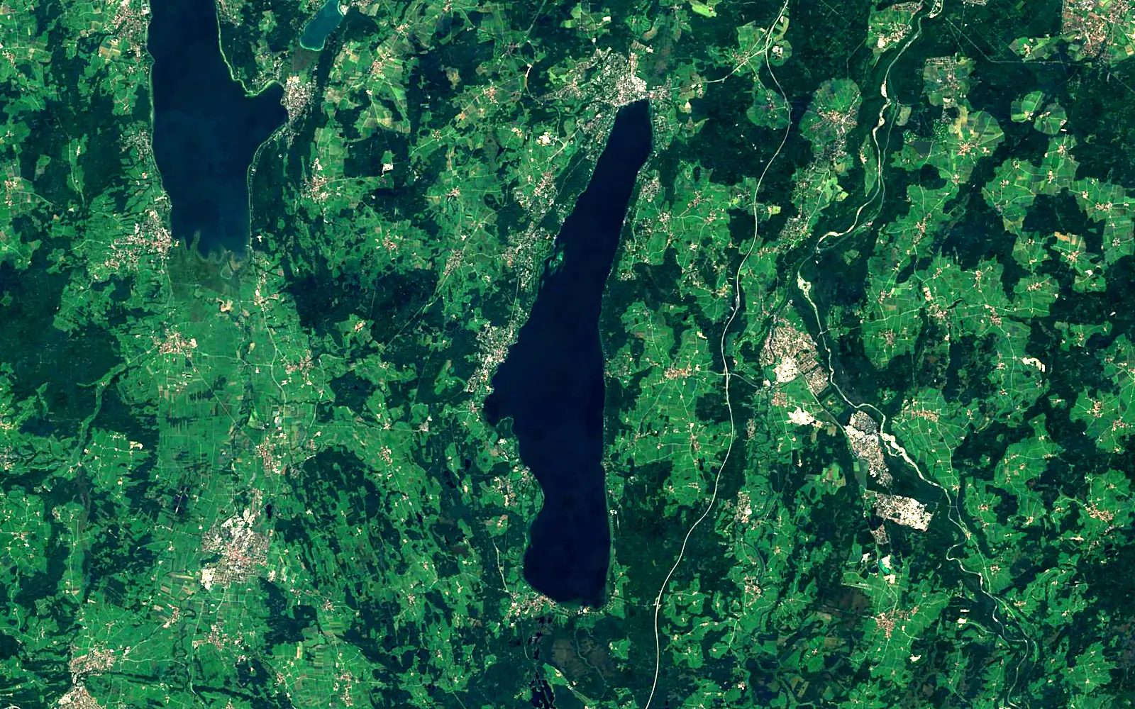 Lake Starnberg seen from space (Sentinel-2)