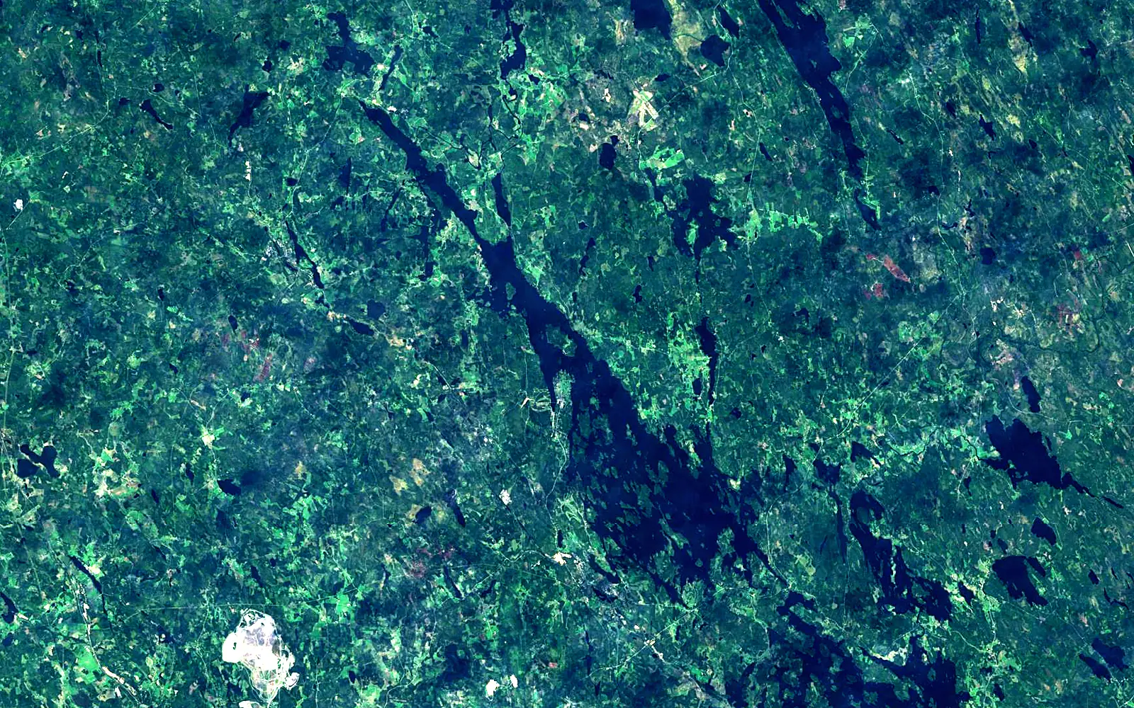 Lake Syväri seen from space (Sentinel-2)