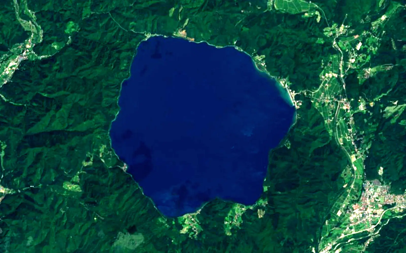 Lake Tazawa seen from space (Sentinel-2)
