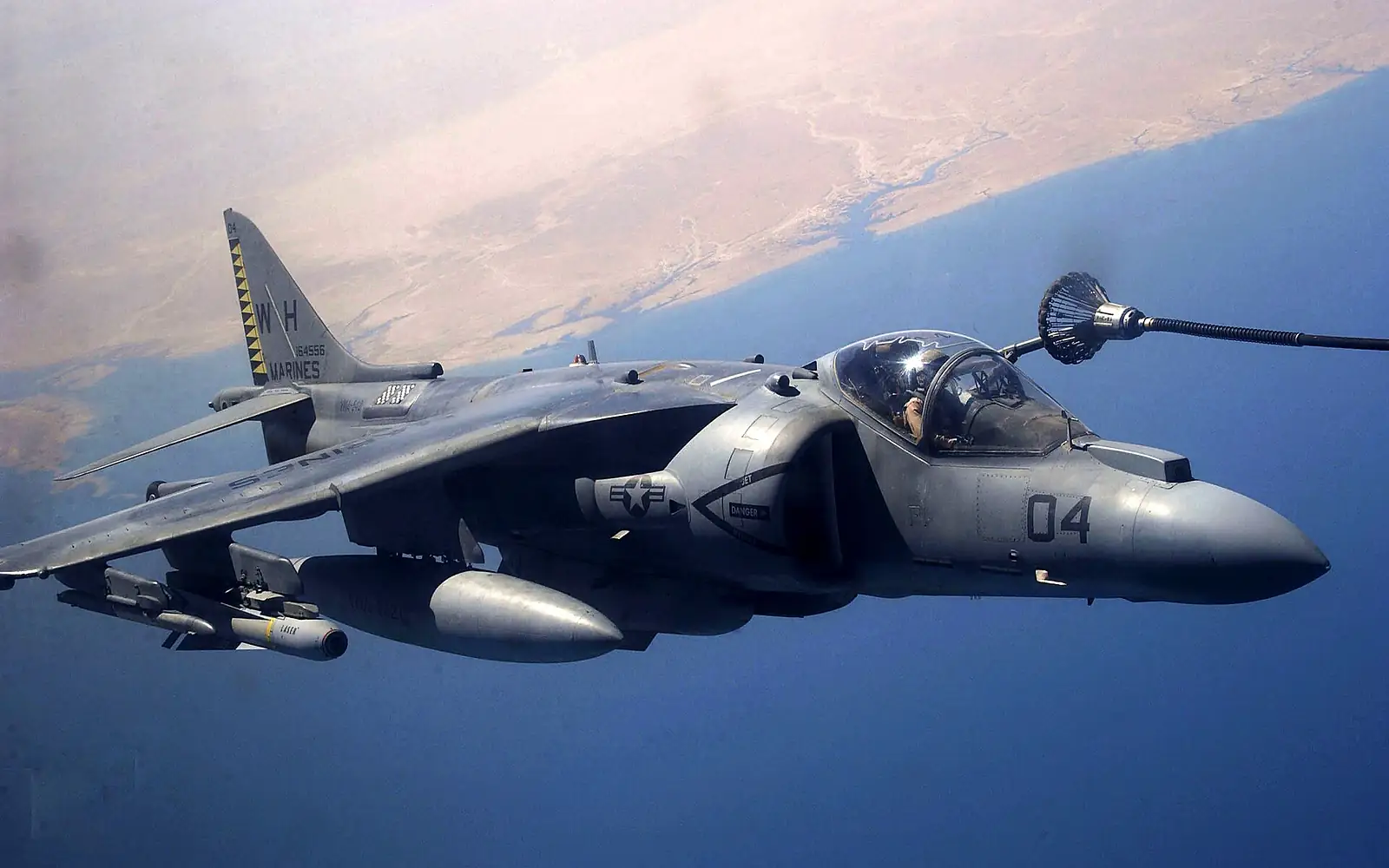 USMC-040917-M-0484L-004