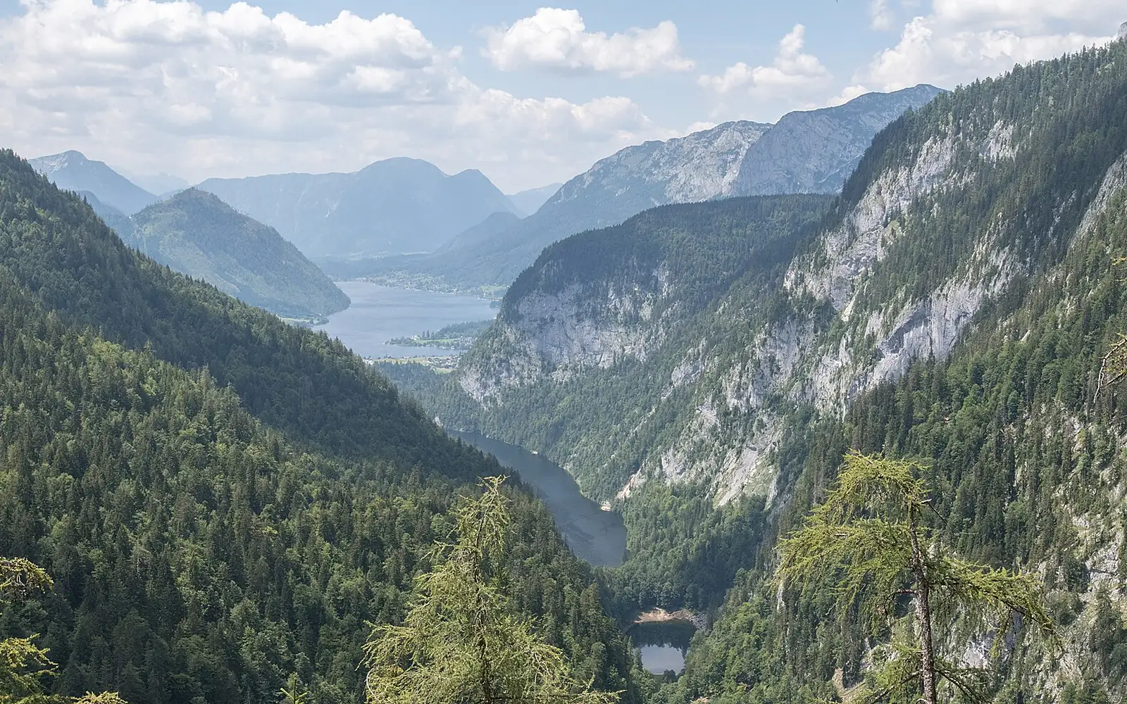 3 Seen Blick Ausseerland BHO-5034 (cropped)