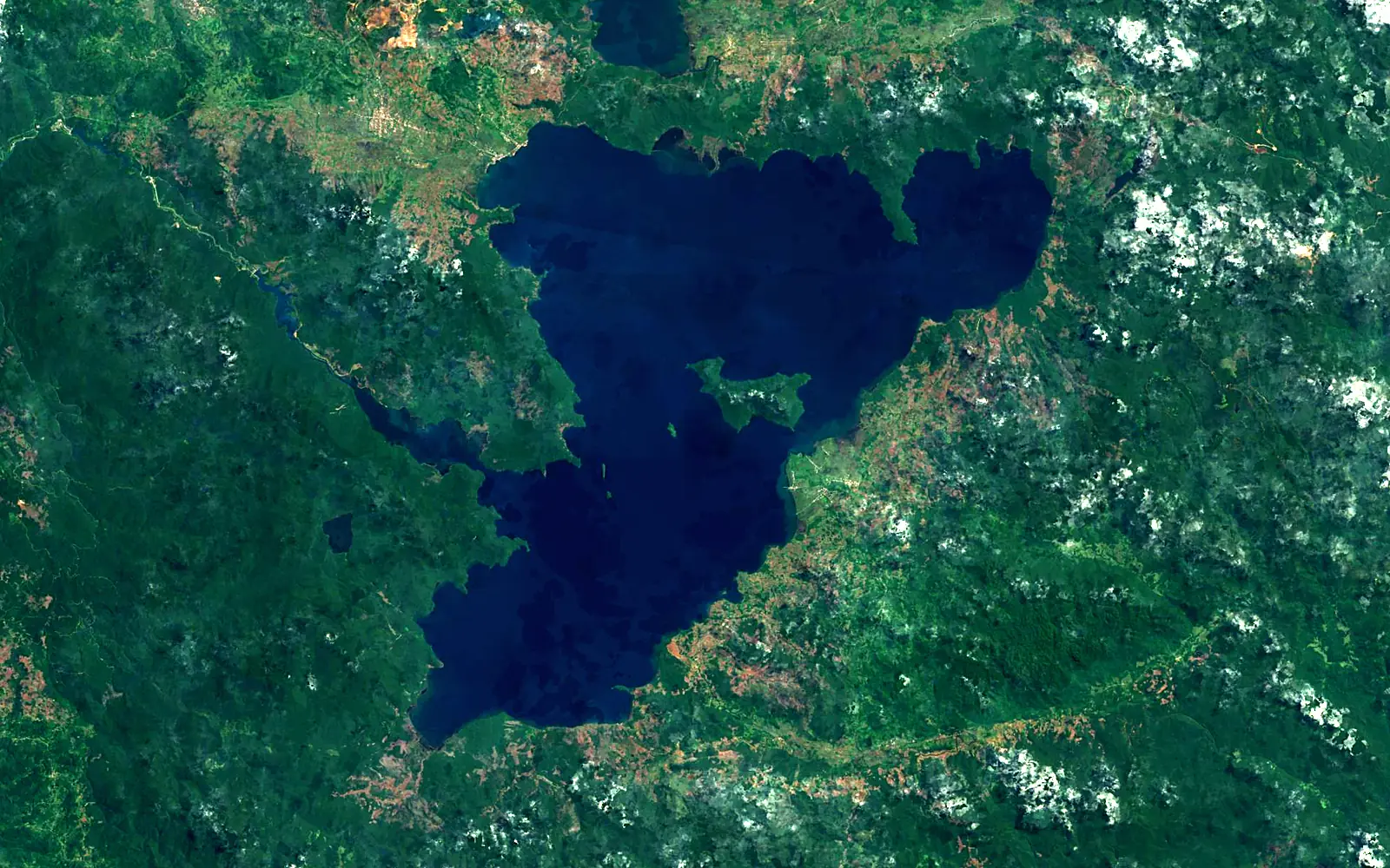 Lake Towuti seen from space (Sentinel-2)