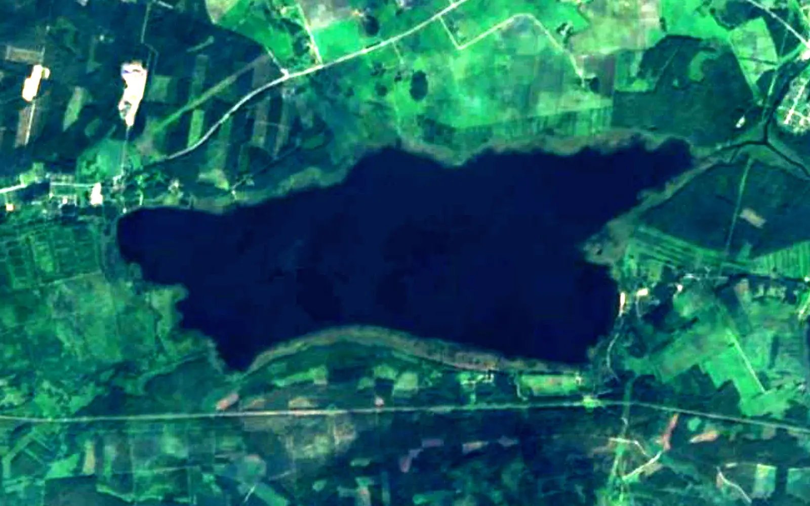 Lake Vagula seen from space (Sentinel-2)