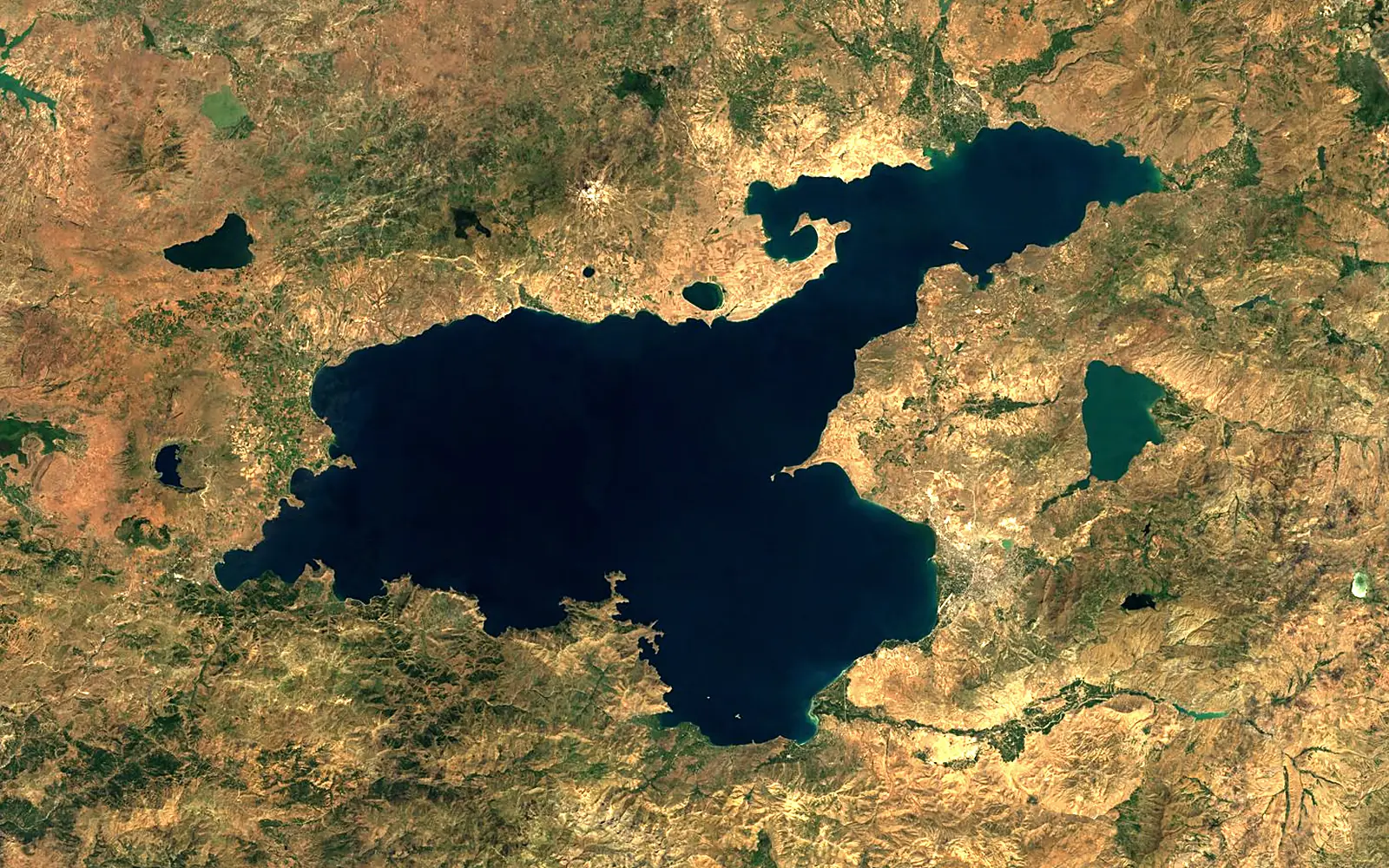 Lake Van seen from space (Sentinel-2)