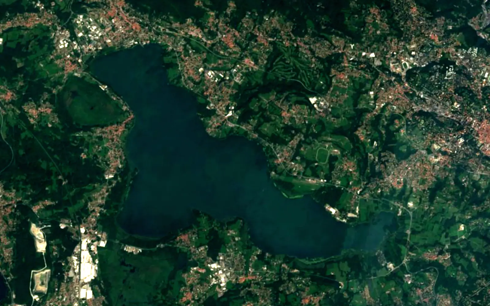 Lake Varese seen from space (Sentinel-2)