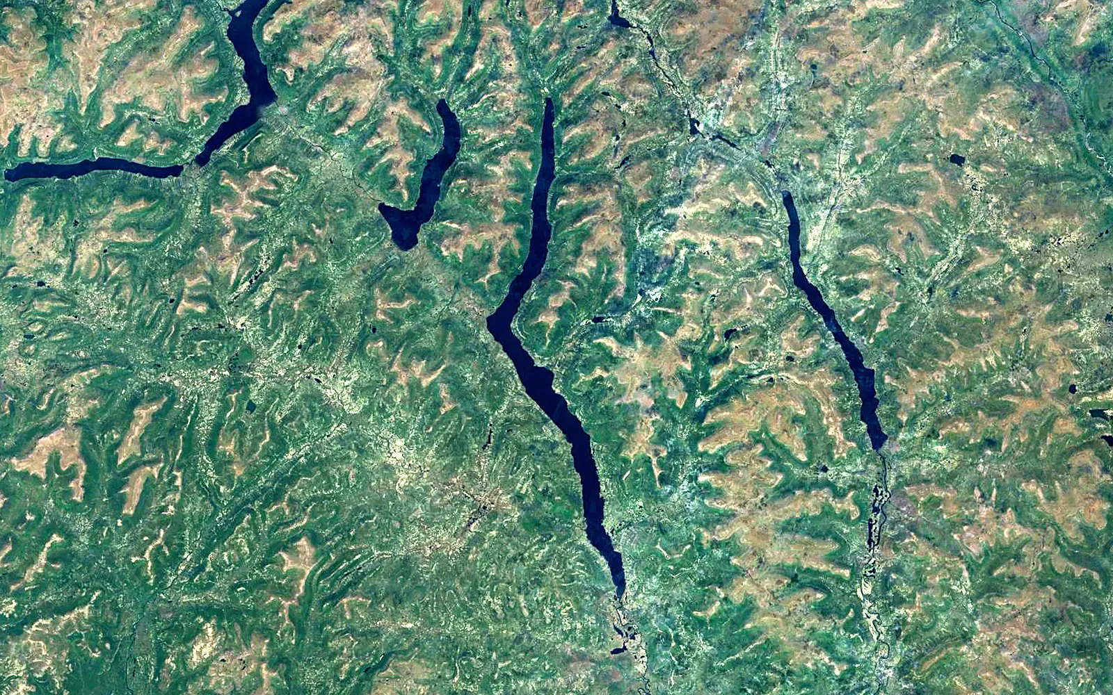 Lake Vivi seen from space (Sentinel-2)