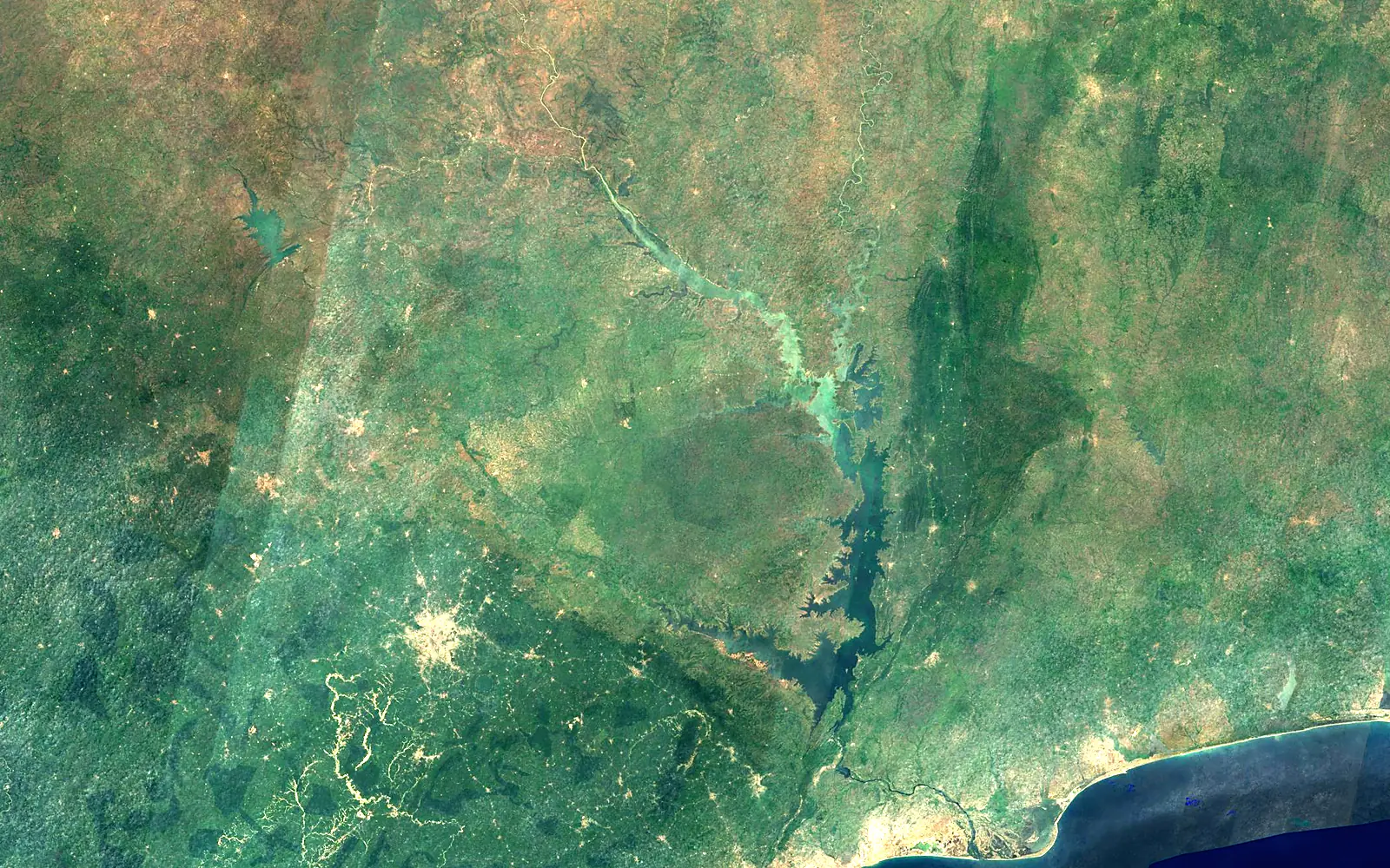 Lake Volta seen from space (Sentinel-2)