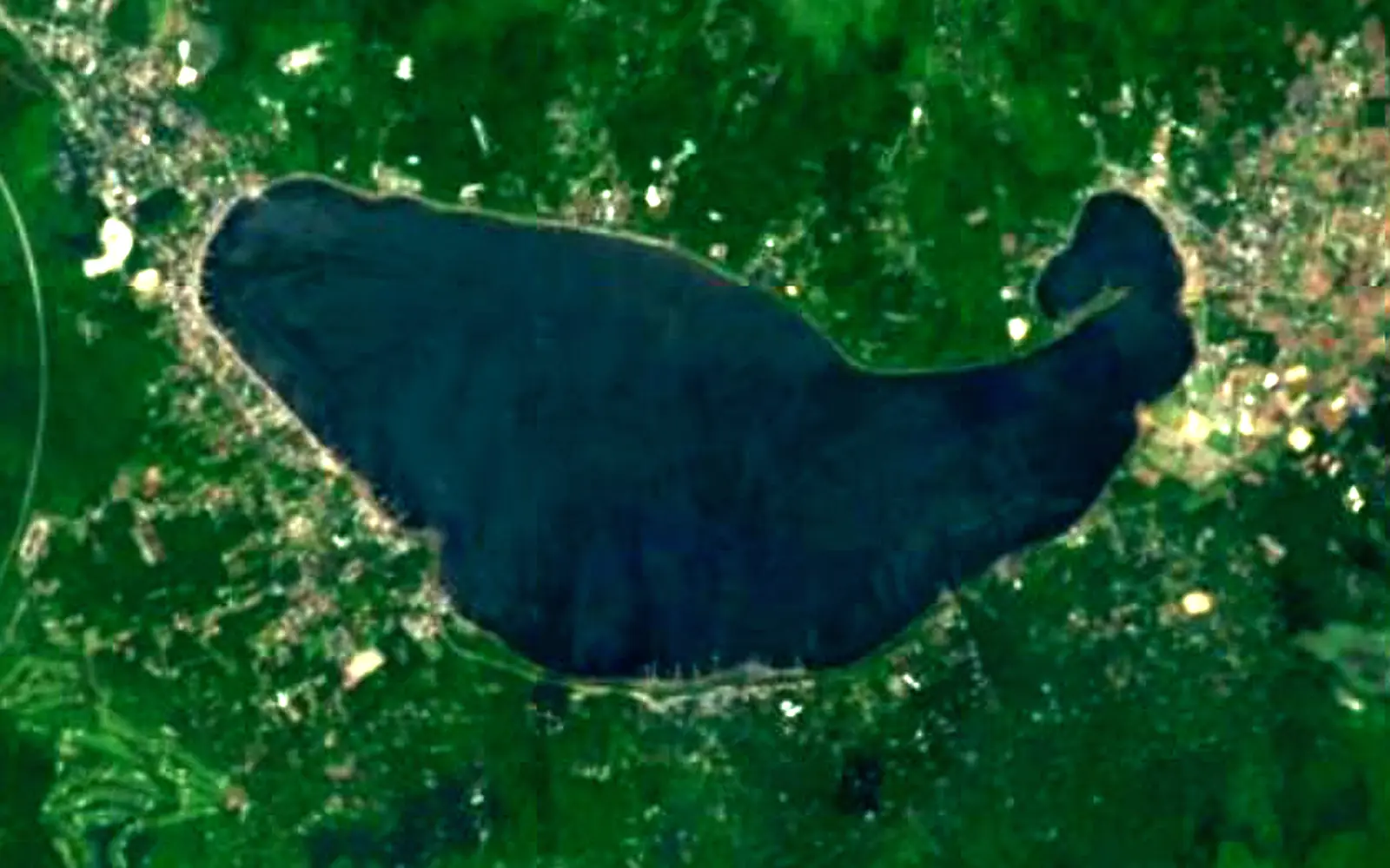 Lake Yamanaka seen from space (Sentinel-2)