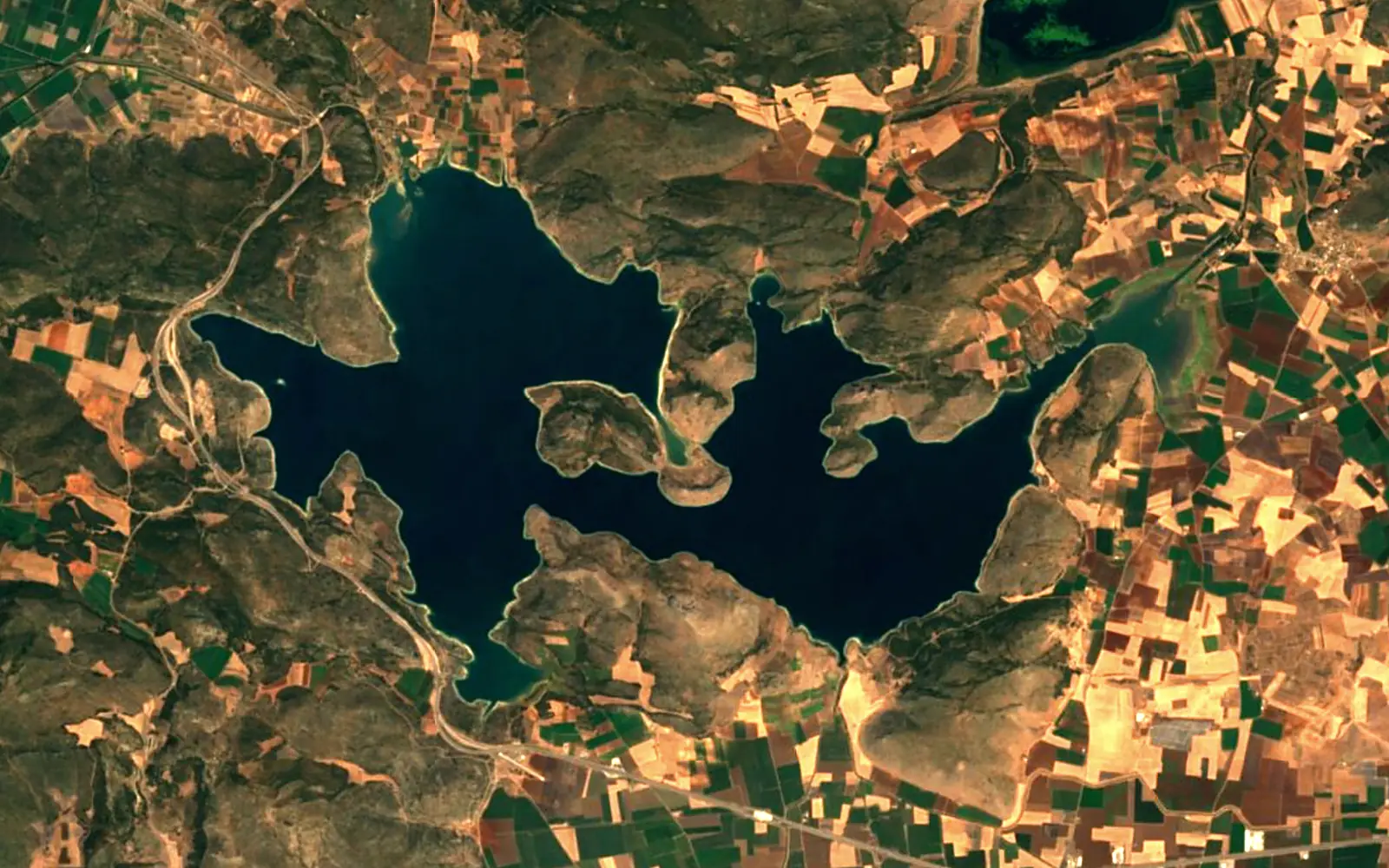 Lake Yliki seen from space (Sentinel-2)